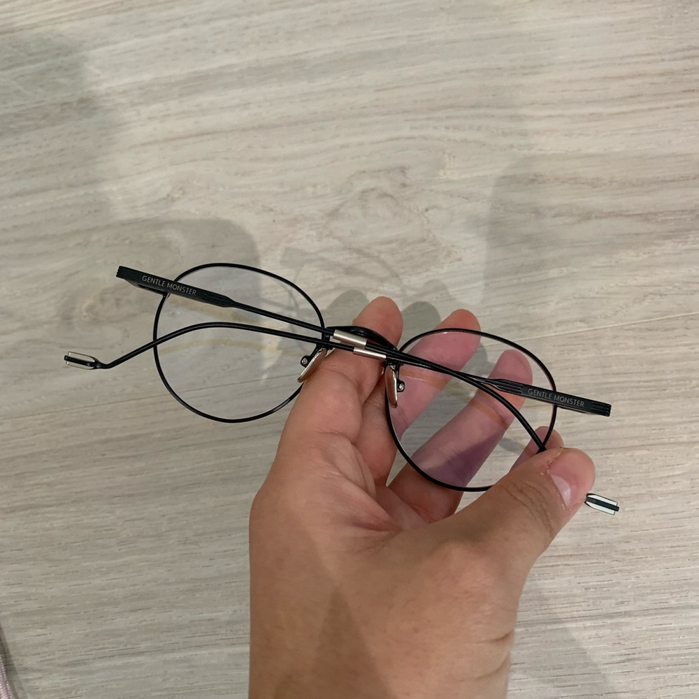 Gentle Monster TOM 21 Black Glasses - Picture 5 of 7